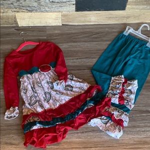 All I want for Christmas is some ruffles!